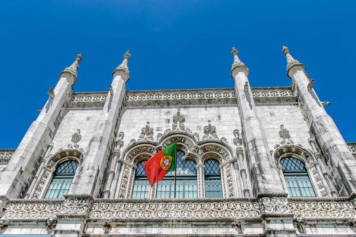 Doações culturais para vistos gold em Portugal explodem 300% e somam 46 milhões de euros em 2025