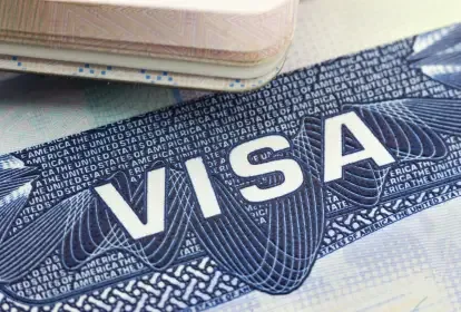 EUA endurecem restrições a vistos no hemisfério ocidental, afetando brasileiros