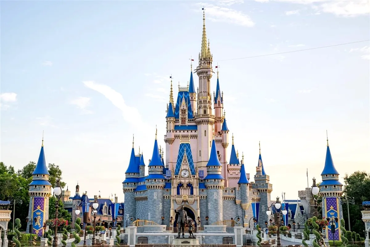 Preços dos ingressos Disney em Orlando sobem em 2026 com precificação dinâmica