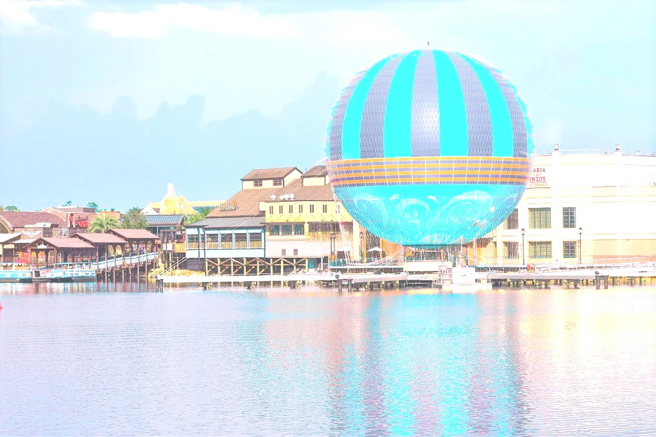 Hotéis em Orlando com vista privilegiada para os fogos do Magic Kingdom sem sair do quarto
